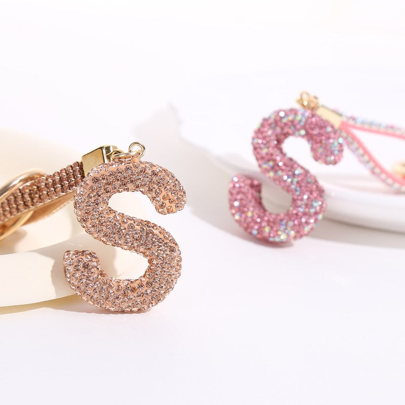Wholesale full diamond letter S fashion English letter diamond studded keychains